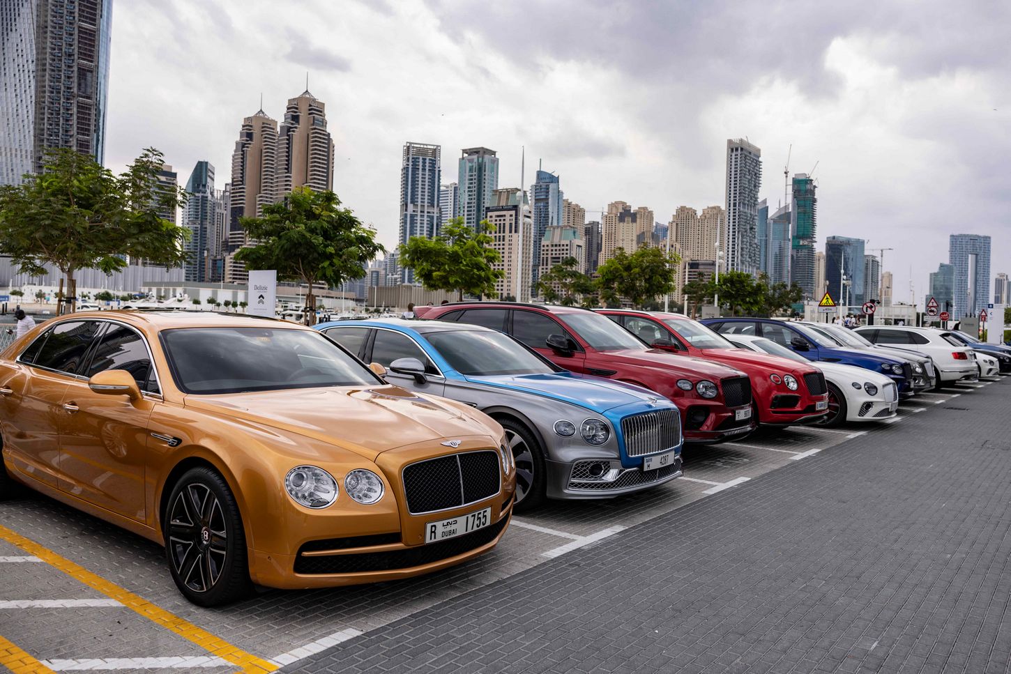 Best Bentley Rental with Chauffeur in Dubai